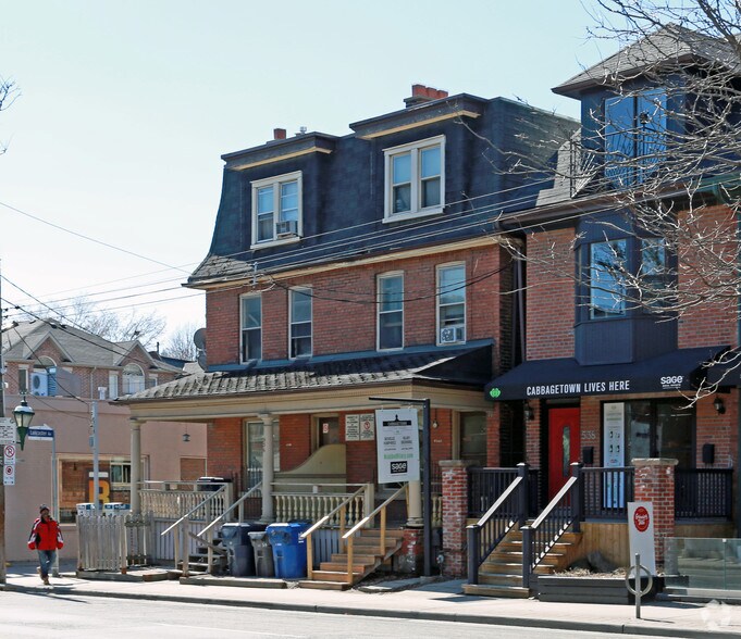 538 Parliament St, Toronto, ON à vendre - Photo du bâtiment - Image 2 de 3