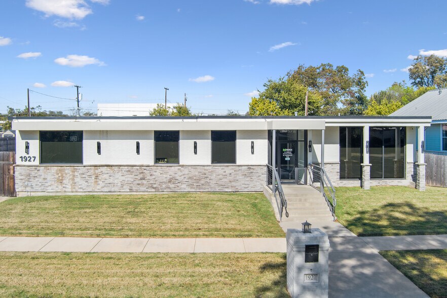 1927 Columbus Ave, Waco, TX à vendre - Photo du bâtiment - Image 3 de 31