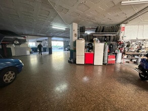 Commerce de détail dans Montcada i Reixac, Barcelona à louer Photo intérieure- Image 2 de 18