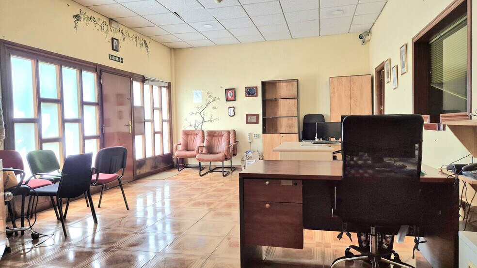 Commerce de détail dans Marbella à vendre - Photo du bâtiment - Image 2 de 27