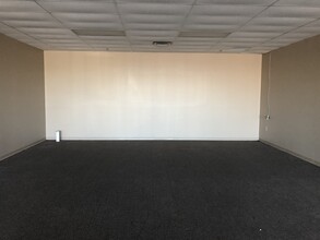 2500 N Main St, Crossville, TN for lease Interior Photo- Image 2 of 3