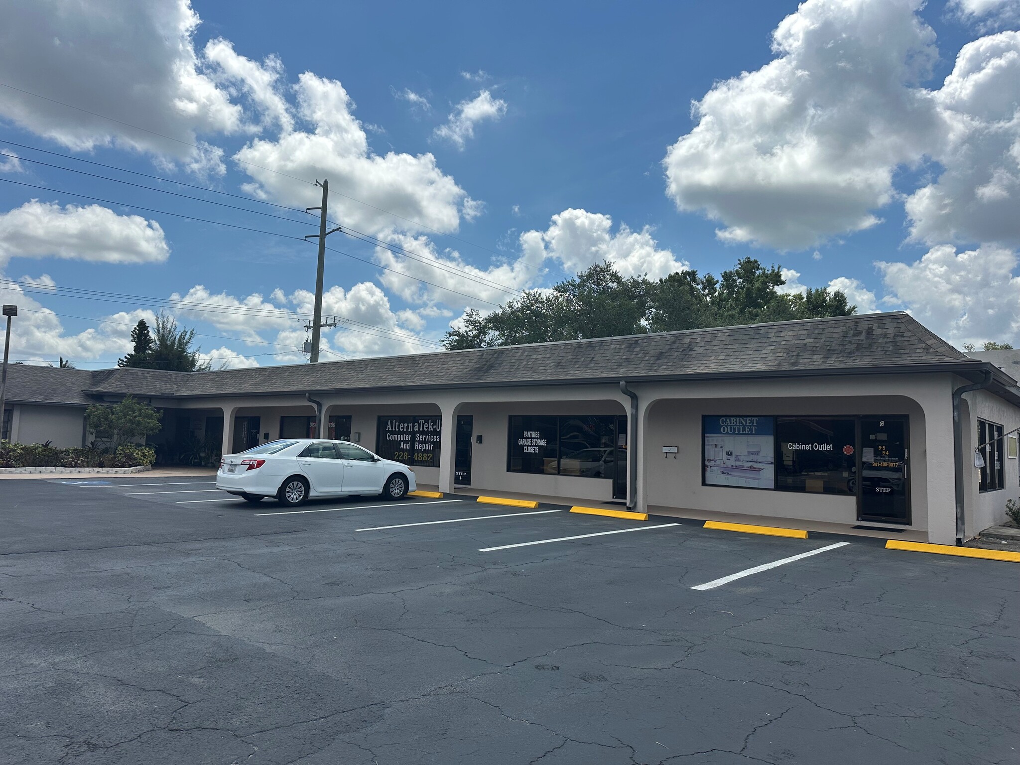 1901 Tamiami Trl S, Venice, FL for lease Building Photo- Image 1 of 8