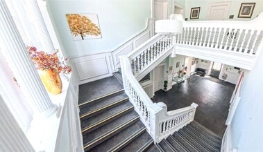 West End, Sedgefield for lease Interior Photo- Image 1 of 6