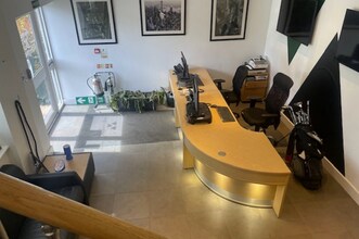 Hallgrove, Bagshot à louer Photo intérieure- Image 2 de 4