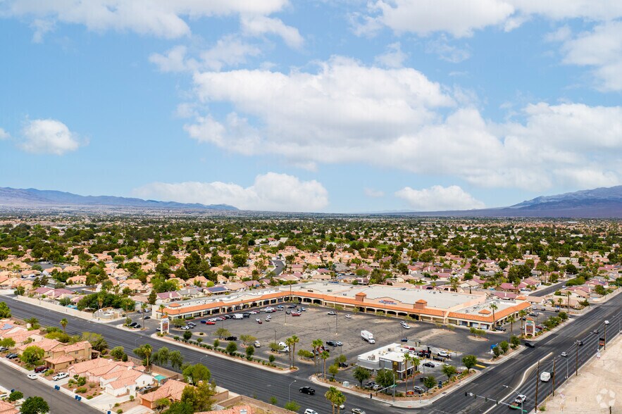4858-4920 W Lone Mountain Rd, Las Vegas, NV à vendre - Photo du bâtiment - Image 3 de 4