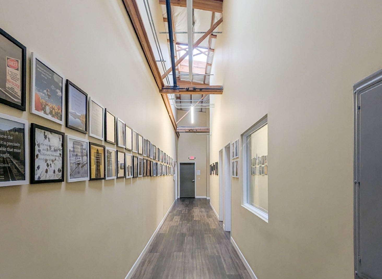 820 SE Washington St, Portland, OR for lease Interior Photo- Image 1 of 3