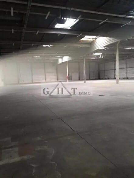 Industrial in Wissous for lease - Interior Photo - Image 3 of 9