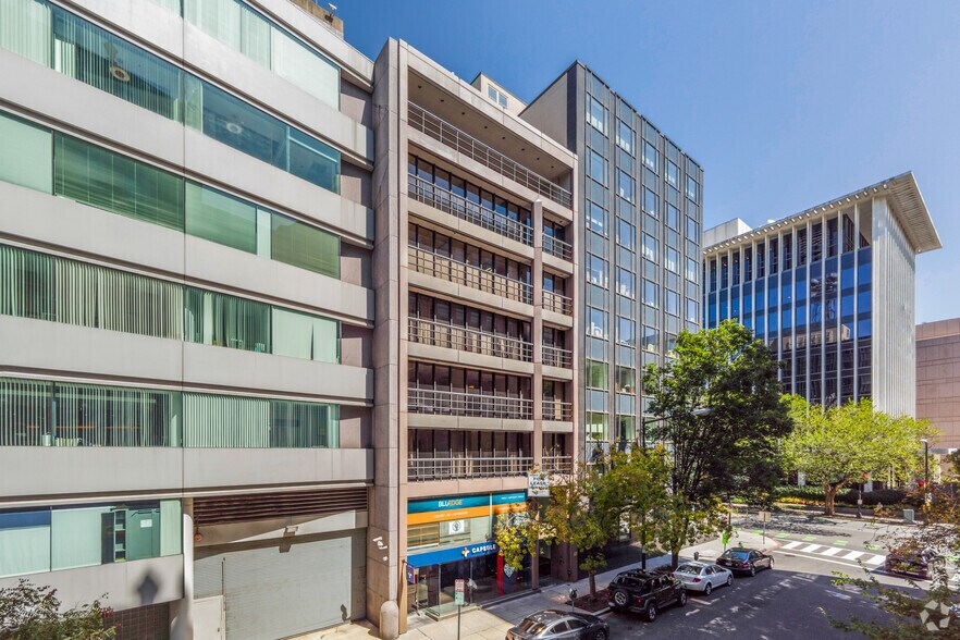 1705 Desales St NW, Washington, DC for lease - Primary Photo - Image 1 of 6