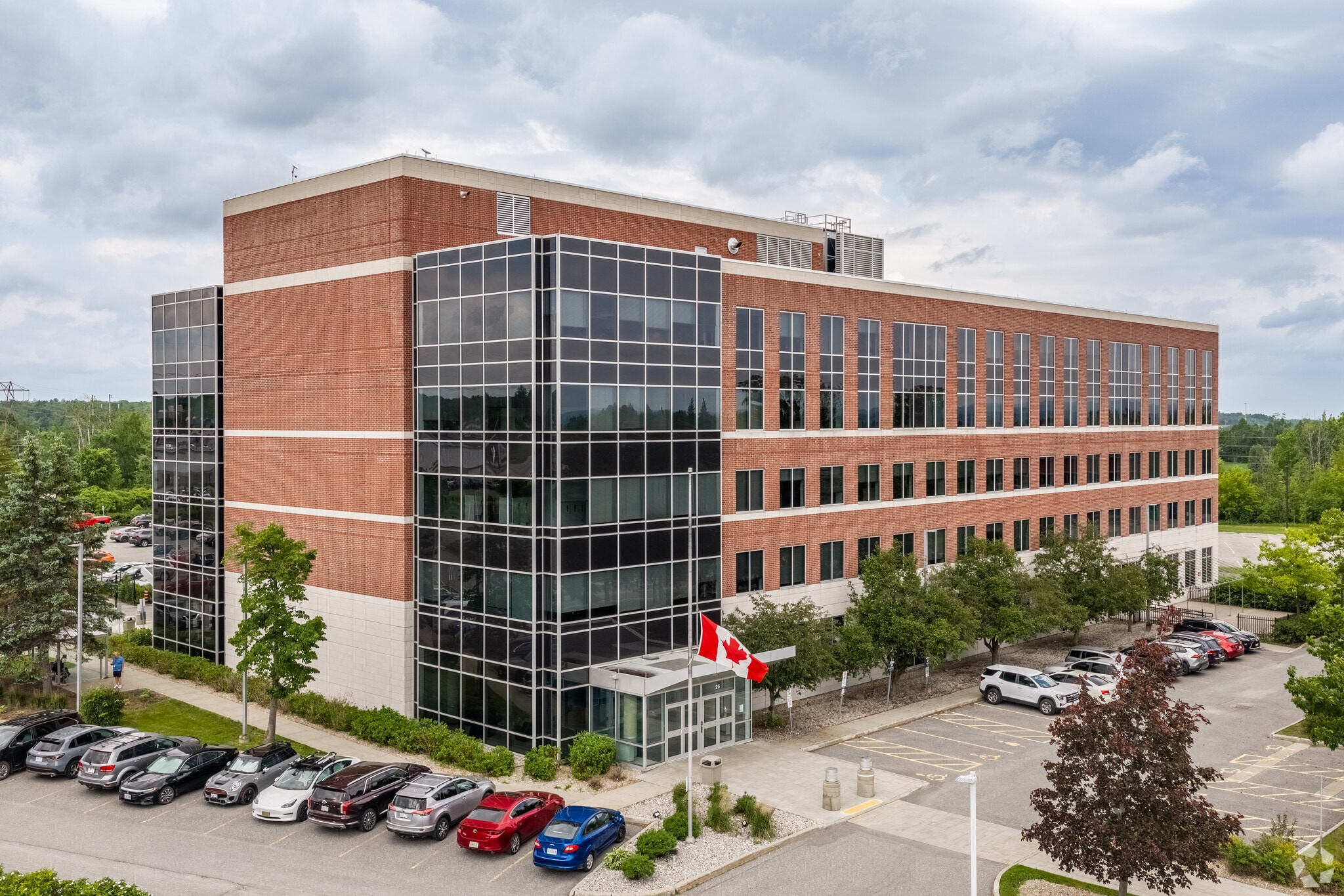 25 Fitzgerald Rd, Ottawa, ON à louer Photo principale- Image 1 de 6
