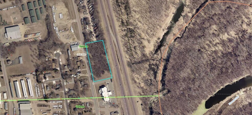 1303 Old Minnesota Ave, Saint Peter, MN à vendre - Aérien - Image 2 de 7