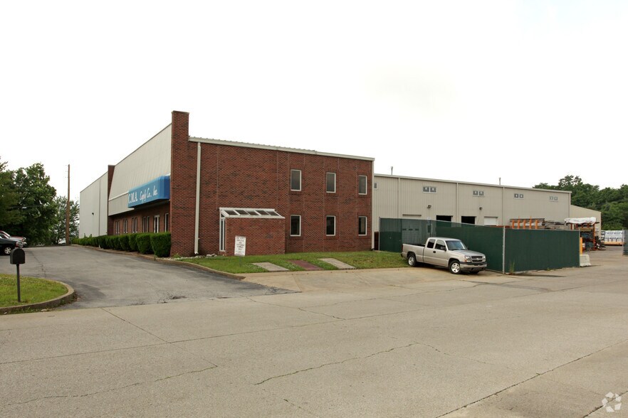 1900 Watterson Trl, Louisville, KY à louer - Photo principale - Image 2 de 3