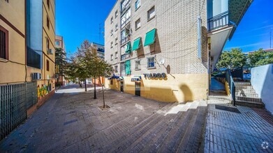 Retail in Alcorcón, Madrid for lease Interior Photo- Image 2 of 10