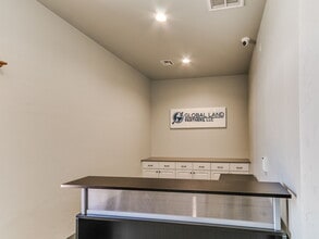 901-909 Wall St, Norman, OK for lease Interior Photo- Image 2 of 22