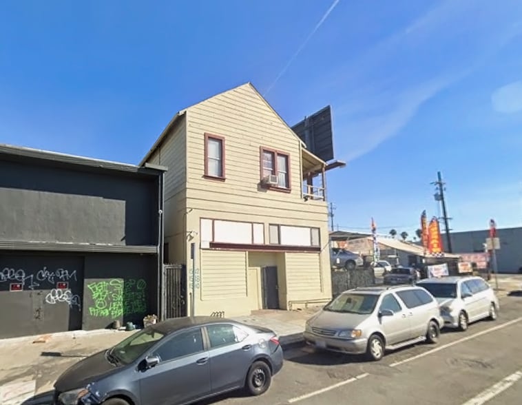 1538-1550 E 12th St, Oakland, CA for sale - Building Photo - Image 2 of 8