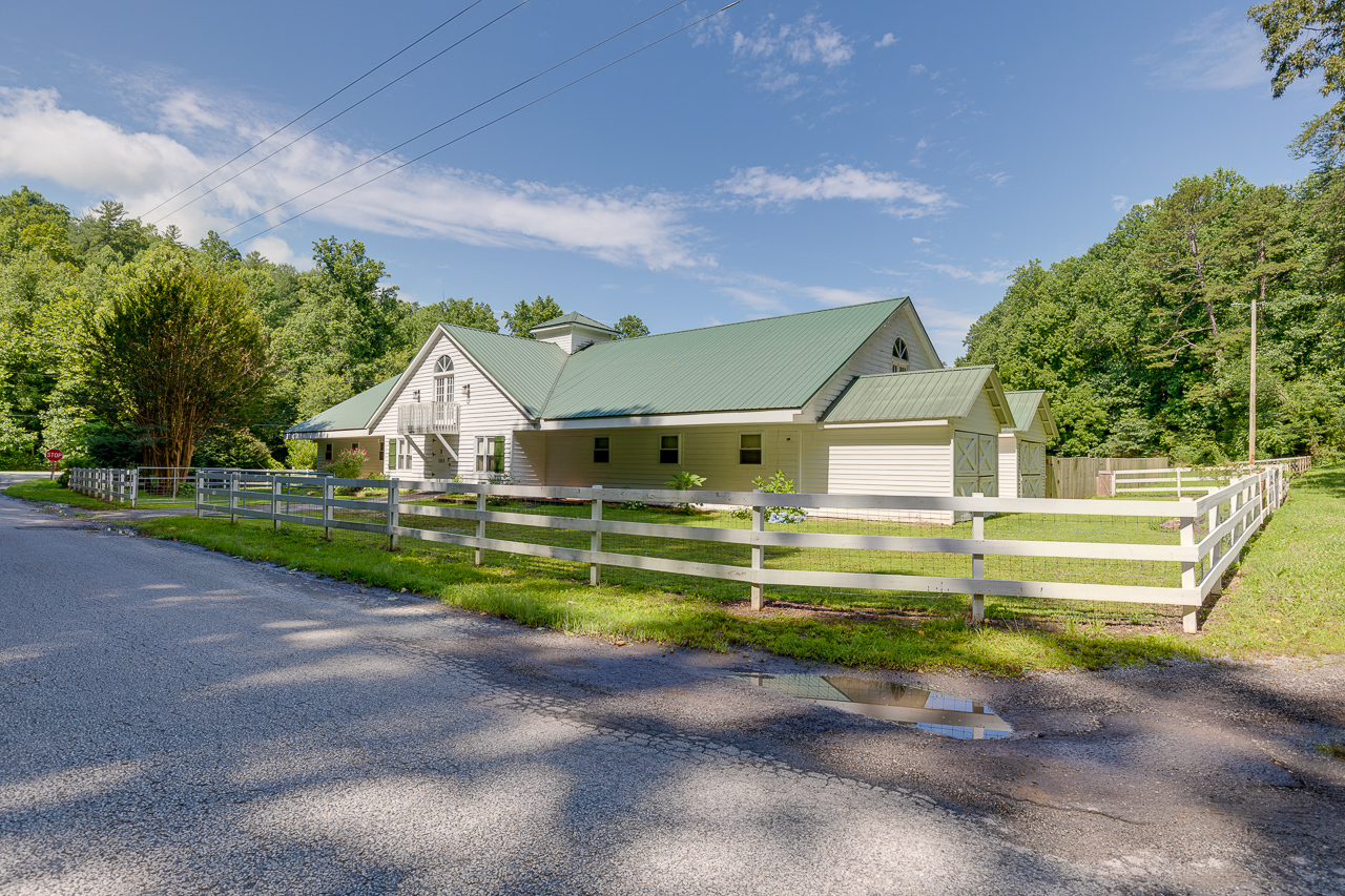 103 Sliding Rock Rd, Pickens, SC à vendre Photo principale- Image 1 de 1