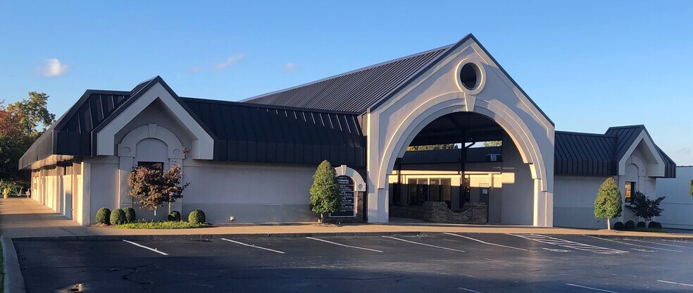 727 US 31W Byp, Bowling Green, KY à louer - Photo du bâtiment - Image 1 de 3