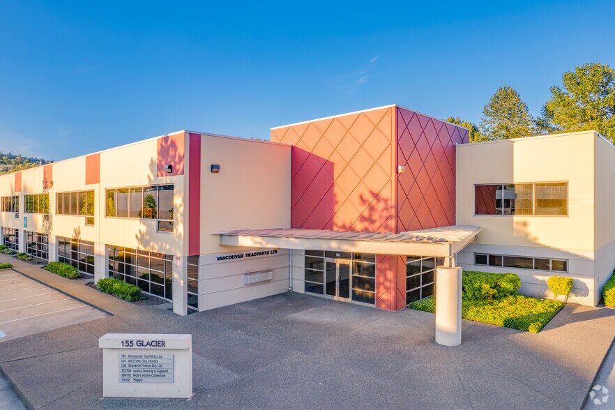 155 Glacier St, Coquitlam, BC à louer - Photo du bâtiment - Image 2 de 9