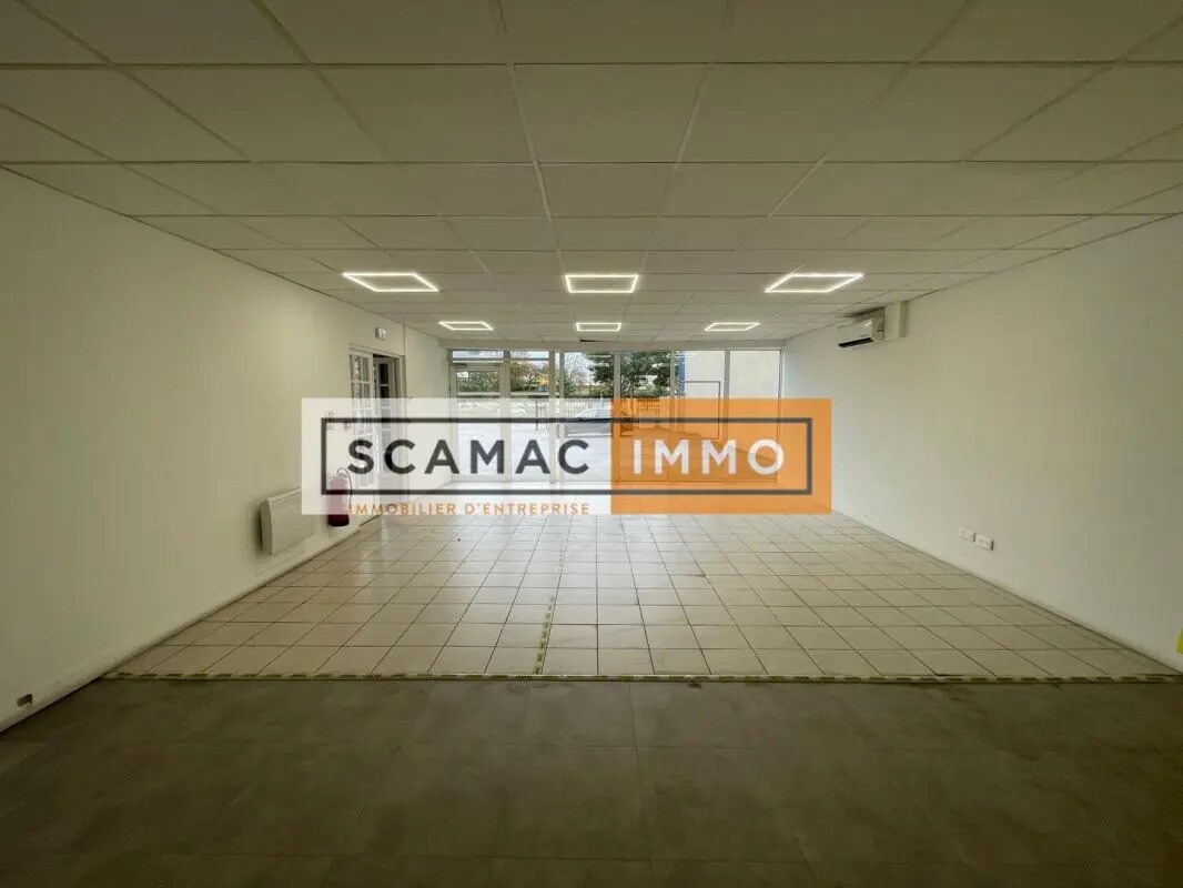 Industrial in Ivry-sur-Seine for lease Interior Photo- Image 1 of 2