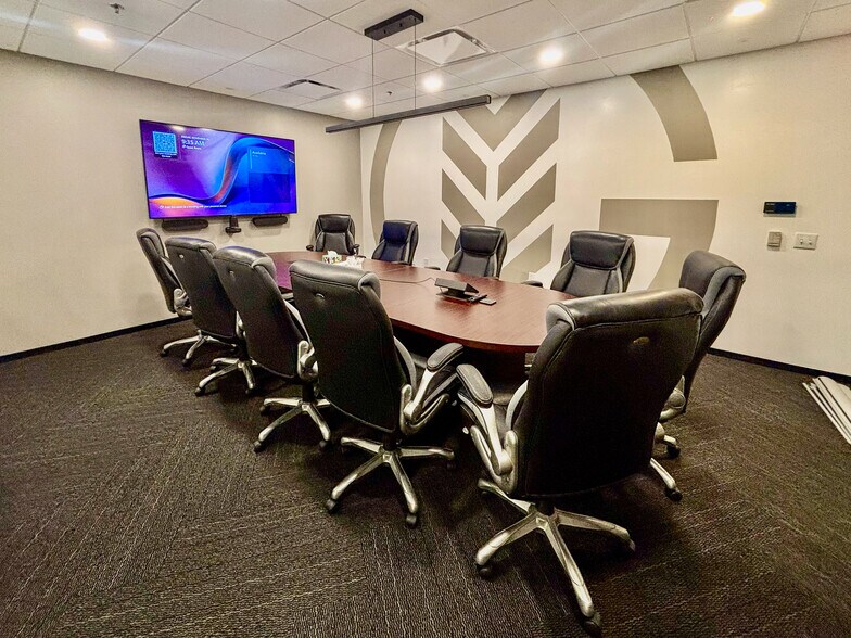 12359 Sunrise Valley Dr, Reston, VA à vendre - Photo du bâtiment - Image 3 de 8