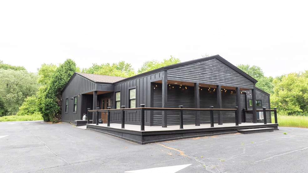 137 Longwoods Rd, Cumberland, ME for lease - Building Photo - Image 2 of 19