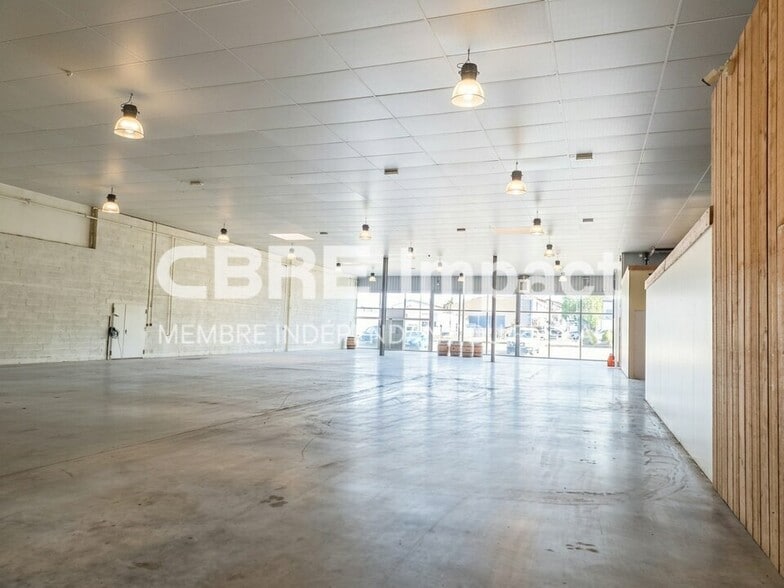 108 Avenue Roland Carraz, Chenôve for lease - Interior Photo - Image 3 of 6
