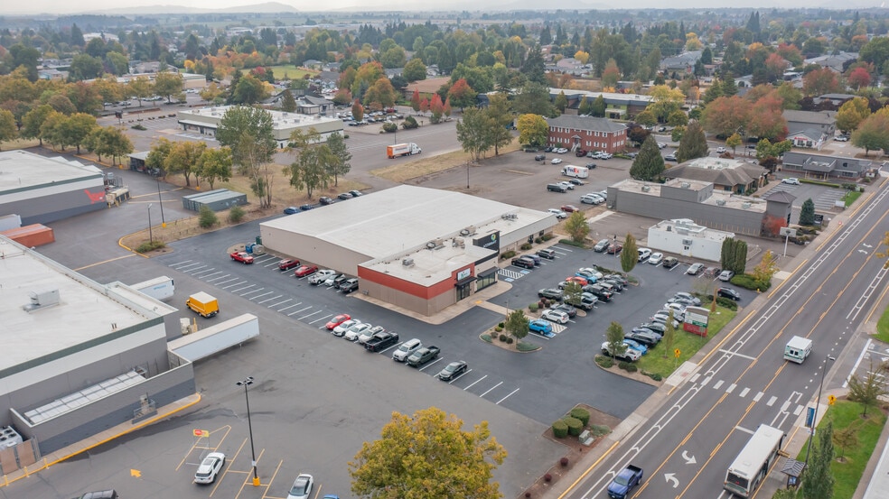 1241 SE Clay St, Albany, OR for sale - Building Photo - Image 3 of 16