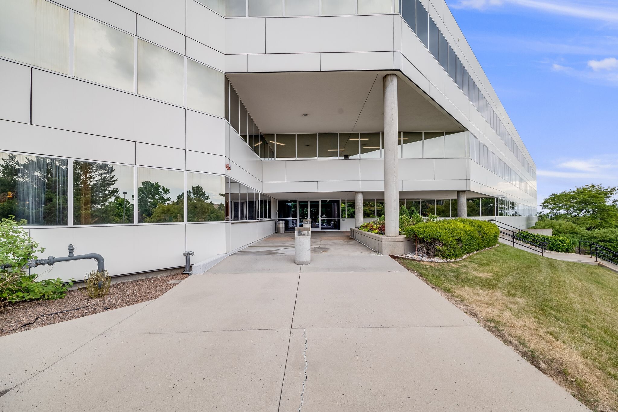 9200 E Mineral Ave, Centennial, CO for lease Interior Photo- Image 1 of 23