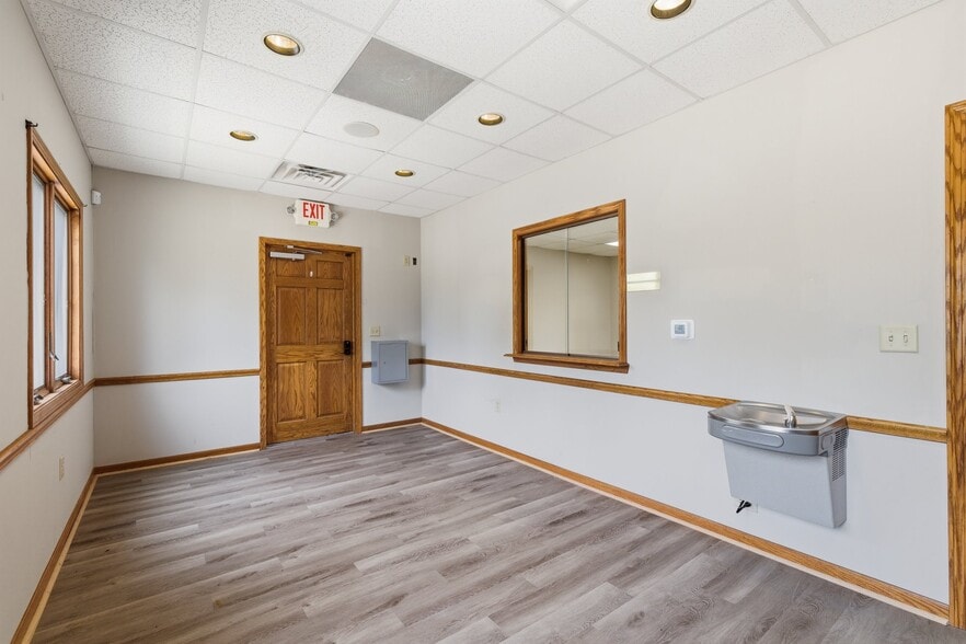 1221 S Trimble Rd, Mansfield, OH à louer - Photo du bâtiment - Image 3 de 29
