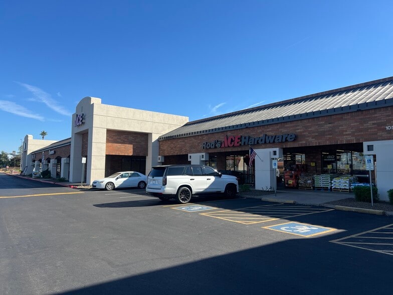 1122 N Higley Rd, Mesa, AZ à louer - Photo du bâtiment - Image 2 de 12