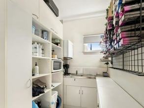 6 Trouts Rd, Everton Park for lease Interior Photo- Image 2 of 4