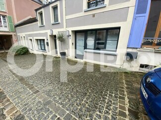 Plus de détails pour Local d'activités à louer