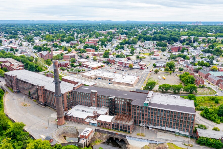 165 Front St, Chicopee, MA for sale - Building Photo - Image 1 of 1