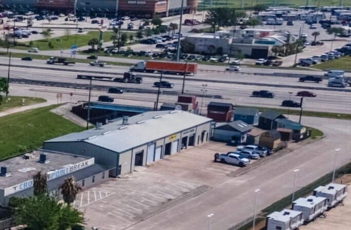 19419 N Freeway, Spring, TX for lease Building Photo- Image 1 of 11