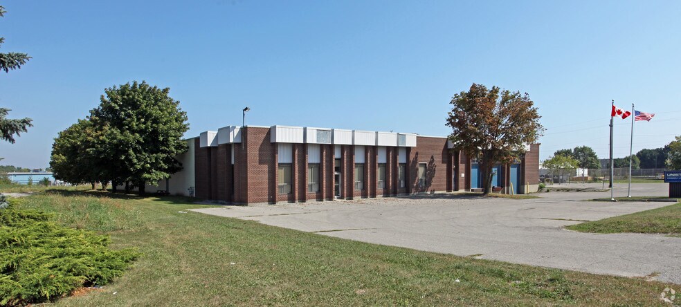 585 Finley Ave, Ajax, ON à vendre - Photo principale - Image 1 de 1