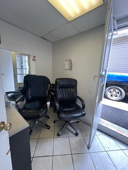 213 Franklin St, Paterson, NJ à vendre - Photo du bâtiment - Image 3 de 4