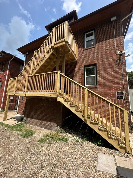 232 Cole Ave, Akron, OH à vendre - Photo du bâtiment - Image 3 de 9
