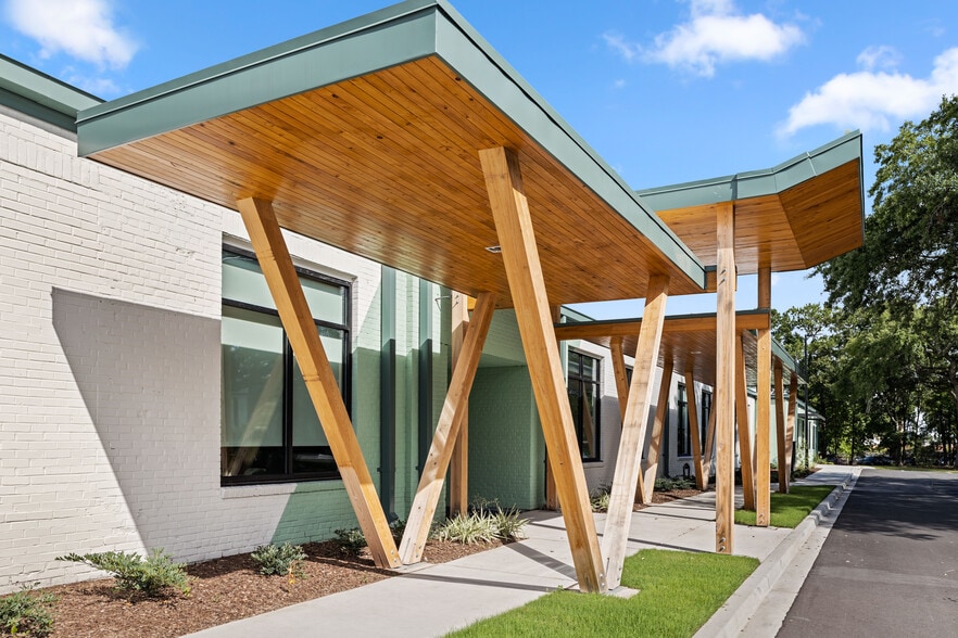 5841 Rivers Ave, North Charleston, SC for lease - Building Photo - Image 2 of 11