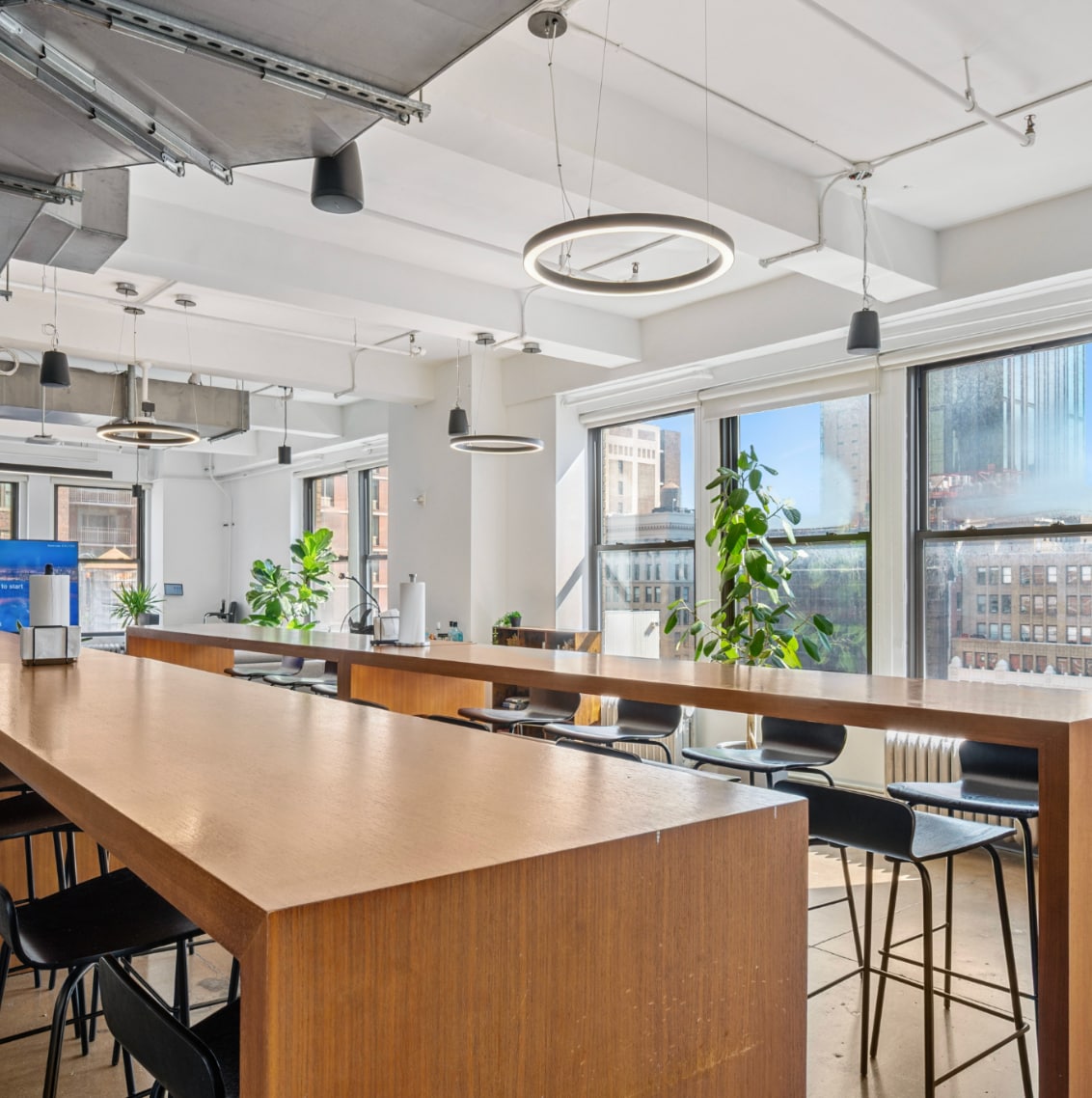 245 Fifth Ave, New York, NY à louer Photo intérieure- Image 1 de 10