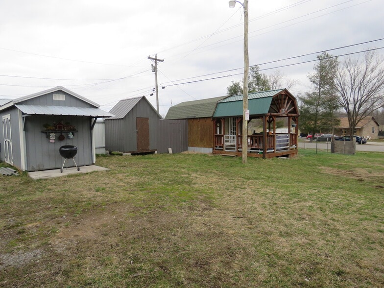 5497 S Grundy Quarles Hwy, Bloomington Springs, TN for sale - Building Photo - Image 3 of 8