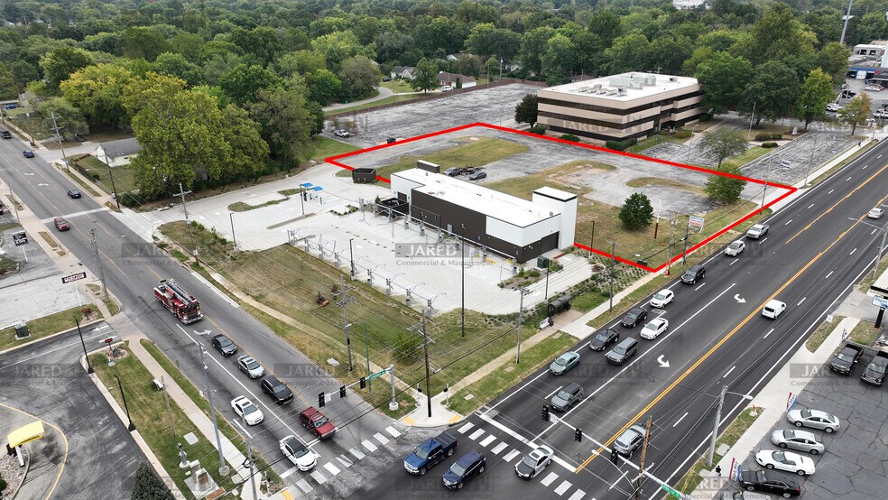 600 S Glenstone Ave, Springfield, MO à louer - Photo du bâtiment - Image 3 de 9