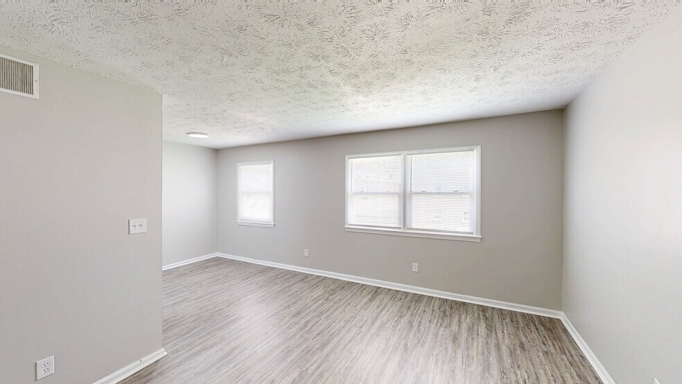 1340 Alexandria Dr, Lexington, KY à vendre - Numérisation 3D de Matterport - Image 2 de 21