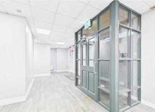 53 Main St, Newry for lease Interior Photo- Image 2 of 5