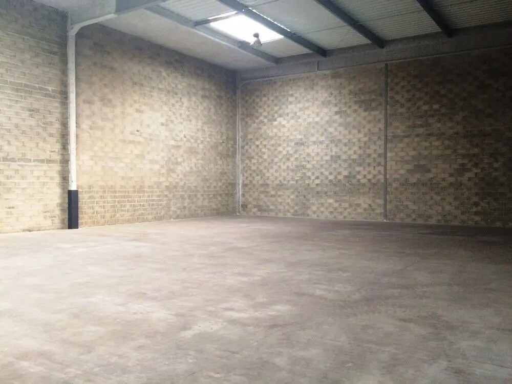 Flex in Goussainville for lease Interior Photo- Image 1 of 6