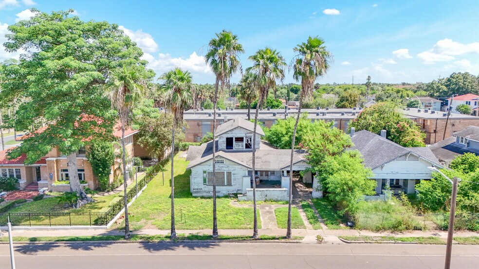 25 E Elizabeth St, Brownsville, TX à vendre - Photo du bâtiment - Image 2 de 13
