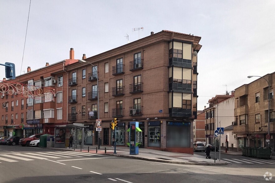 Calle de Leganés, Fuenlabrada, Madrid for lease - Building Photo - Image 1 of 3