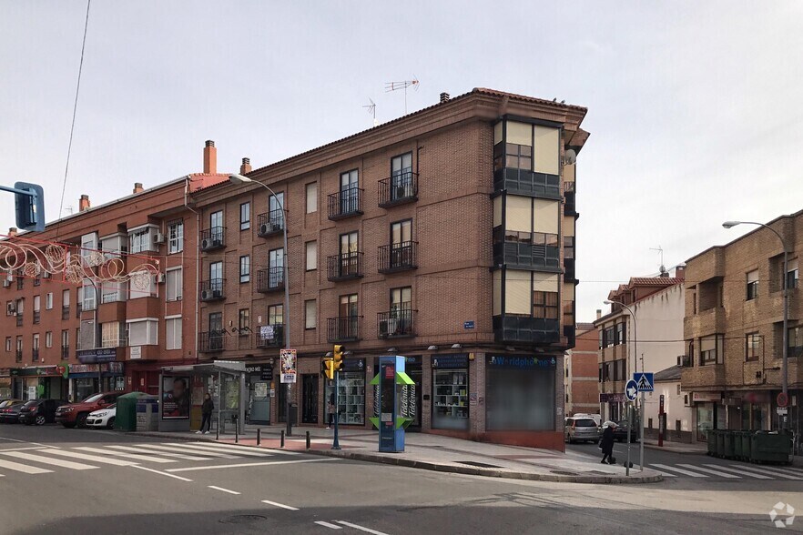 Calle de Leganés, Fuenlabrada, Madrid à louer - Photo du bâtiment - Image 1 de 3