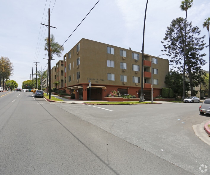S La Fayette Park & Gramercy Portfolio portfolio of 3 properties for sale on LoopNet.ca - Primary Photo - Image 3 of 3