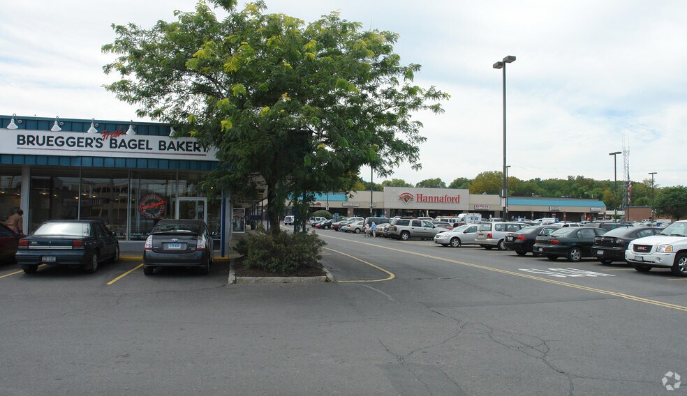 900 Central Ave, Albany, NY à louer - Photo du bâtiment - Image 3 de 5