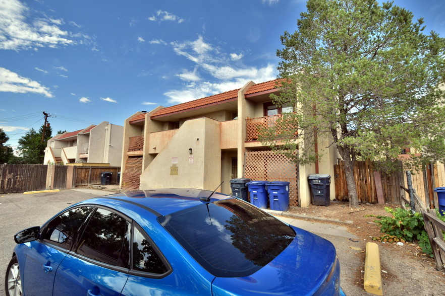 304 Western Skies Dr SE, Albuquerque, NM à vendre - Photo principale - Image 1 de 1