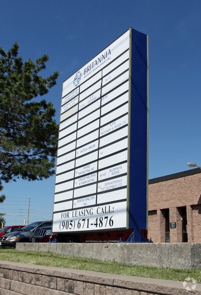 1545 Britannia Rd E, Mississauga, ON for lease - Building Photo - Image 3 of 8